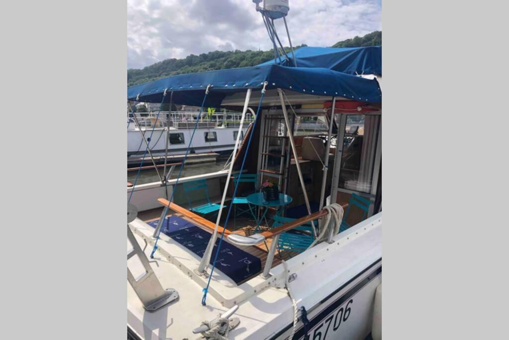 Bateau  Tsilaosa Au Coeur De Namur Otel Dış mekan fotoğraf