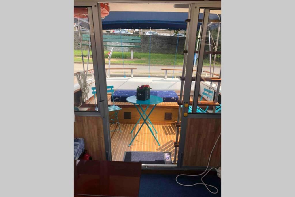 Bateau  Tsilaosa Au Coeur De Namur Otel Dış mekan fotoğraf