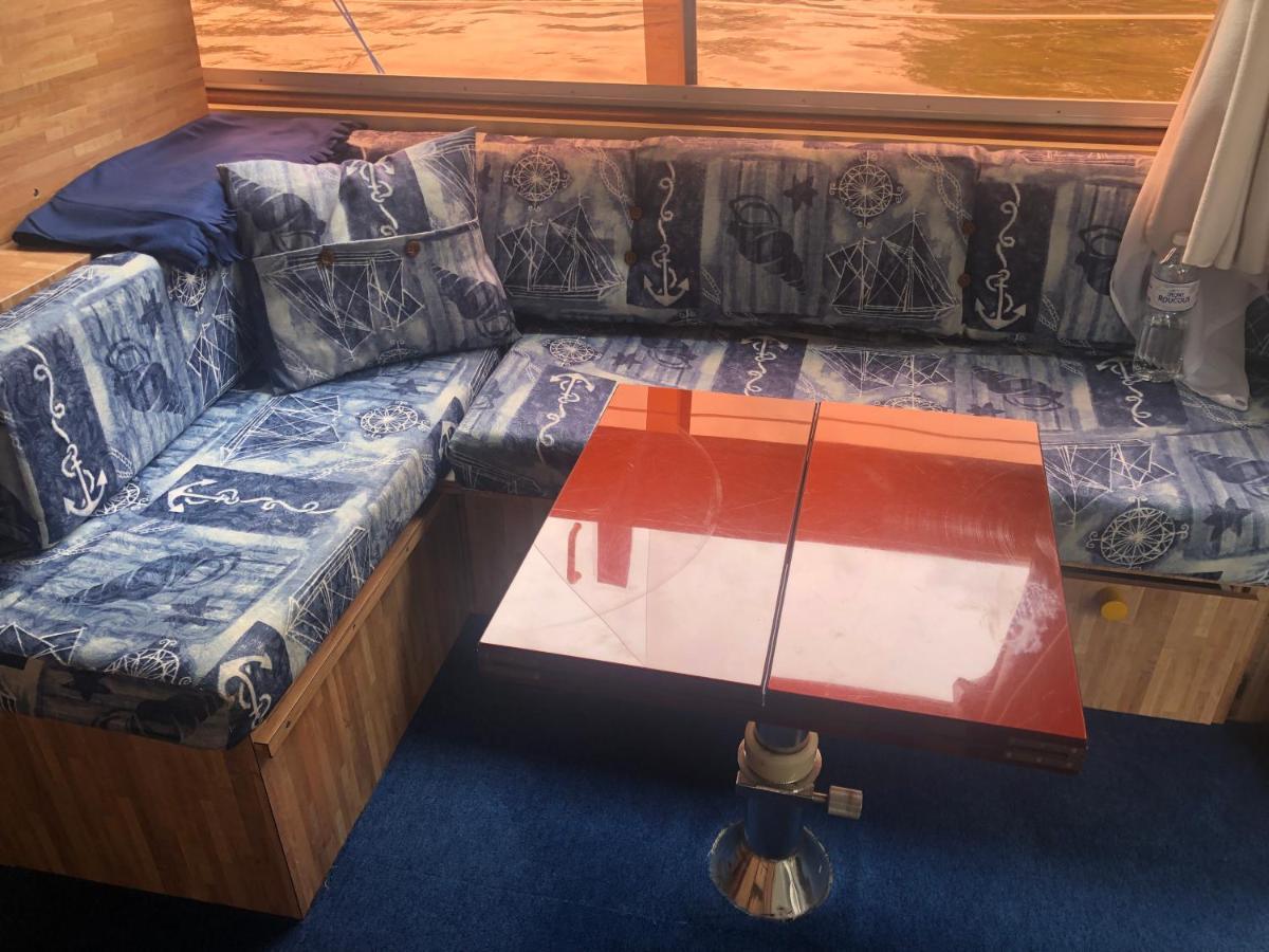 Bateau  Tsilaosa Au Coeur De Namur Otel Dış mekan fotoğraf