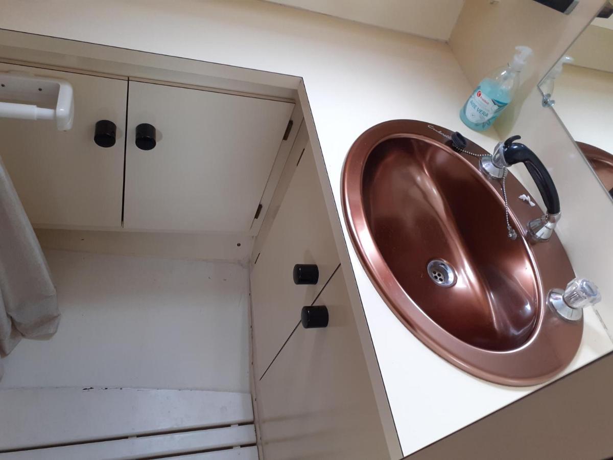 Bateau  Tsilaosa Au Coeur De Namur Otel Dış mekan fotoğraf